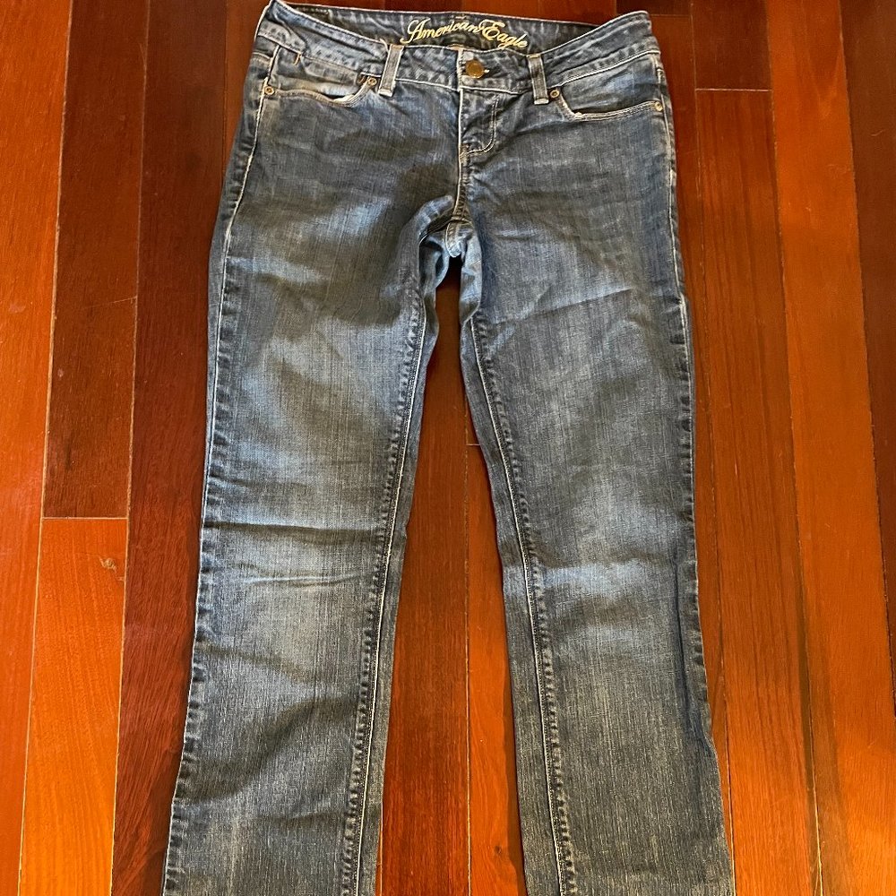 American Eagle Mid-Rise, Straight Leg (Size 4)